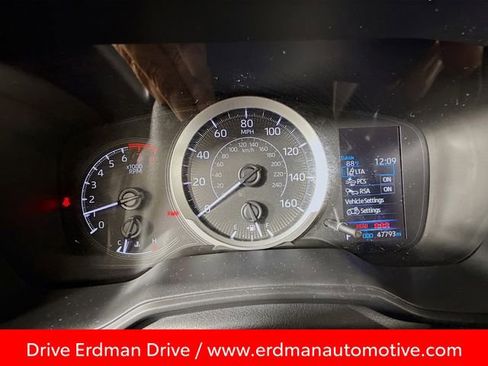 Certified 2022 Toyota Corolla LE image 16