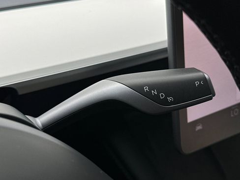 Used 2023 Tesla Model Y Long Range image 24