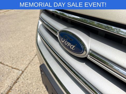 Used 2018 Ford Escape SE AWD/4WD image 15