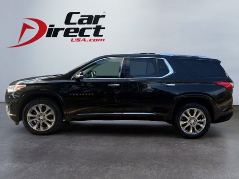 Used 2018 Chevrolet Traverse Premier w/ Driver Confidence II Package FWD image 3