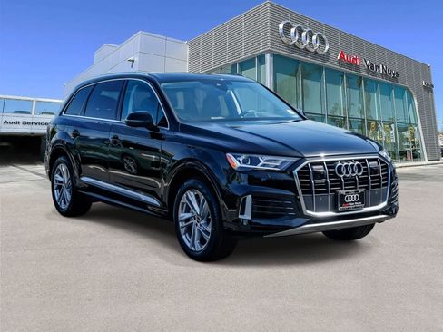 Used 2023 Audi Q7 Premium Plus w/ Premium Plus Package image 5