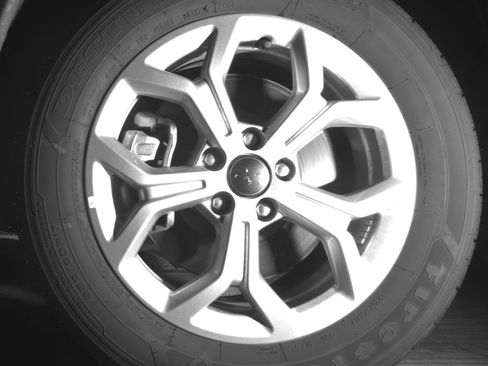 Used 2025 Jeep Compass Latitude image 12