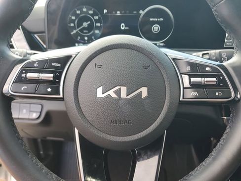 Certified 2024 Kia Seltos S image 26