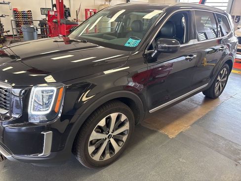 Used 2022 Kia Telluride S AWD/4WD image 7