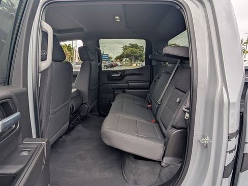 Used 2025 Chevrolet Silverado 1500 Custom Trail Boss w/ LPO, Dark Essentials Package image 13