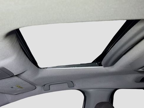 Used 2020 Honda Odyssey Elite image 24