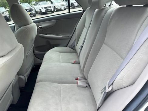 Used 2010 Toyota Corolla LE w/ All Weather Guard Pkg FWD image 7