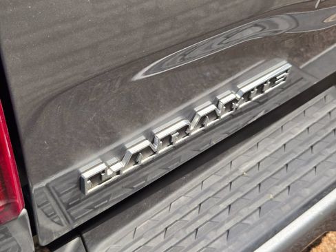Used 2024 RAM 3500 Laramie AWD/4WD image 12
