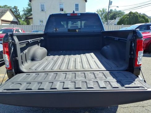 Used 2022 RAM 1500 Big Horn AWD/4WD image 10