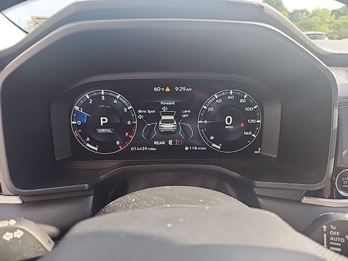 Used 2024 Mitsubishi Outlander SE AWD/4WD image 8