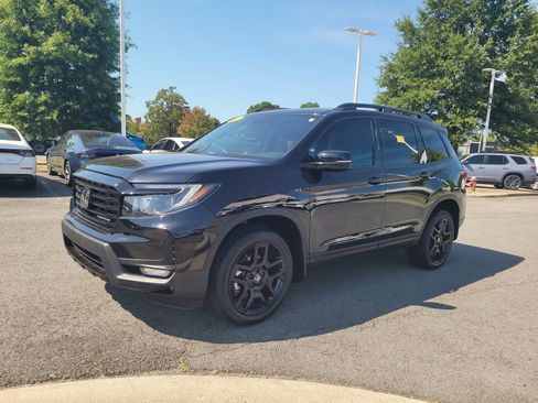 Certified 2024 Honda Passport Black Edition image 7