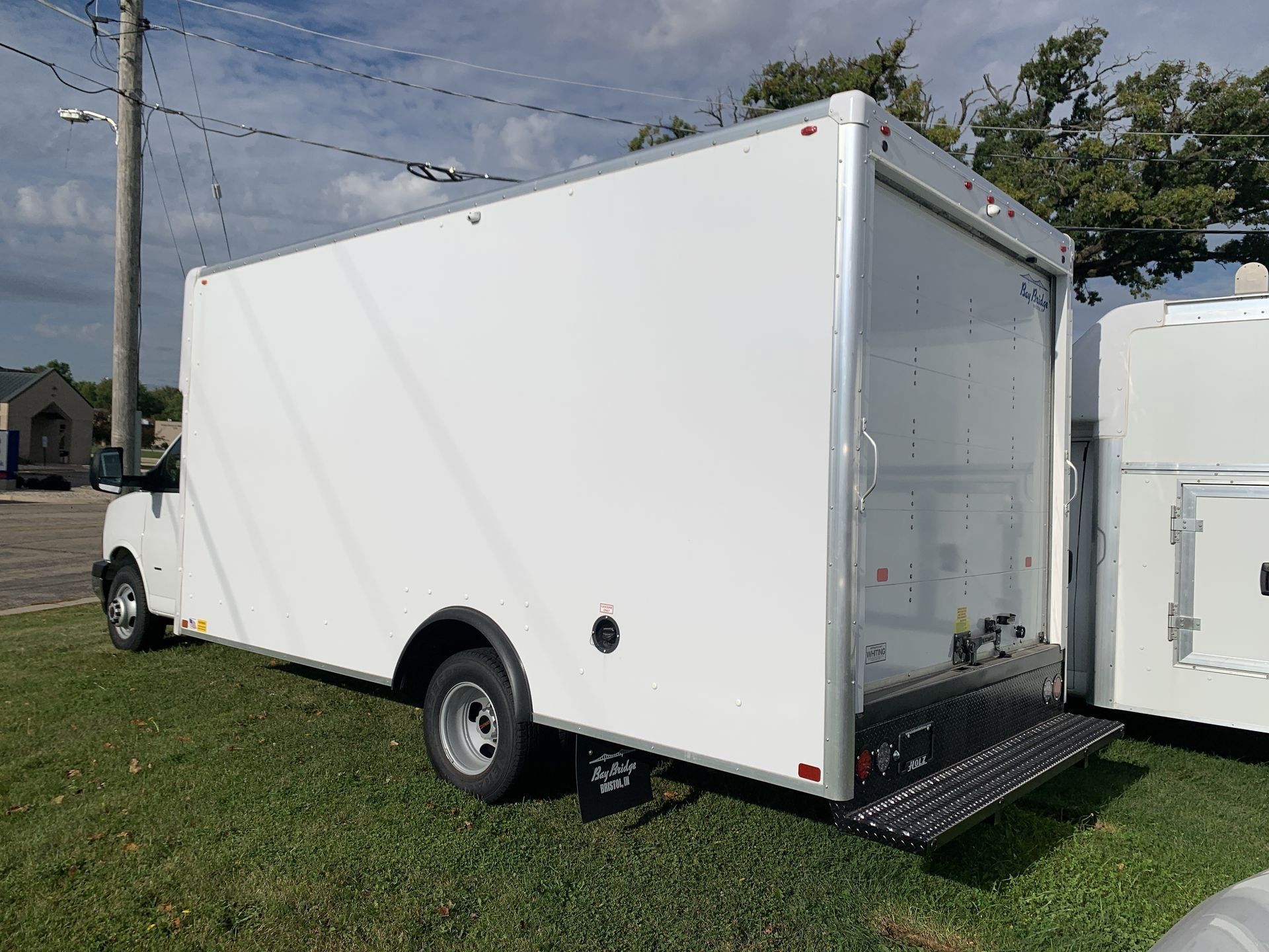 New 2025 GMC Savana 3500 Extended w/ Power Convenience Package RWD image 37