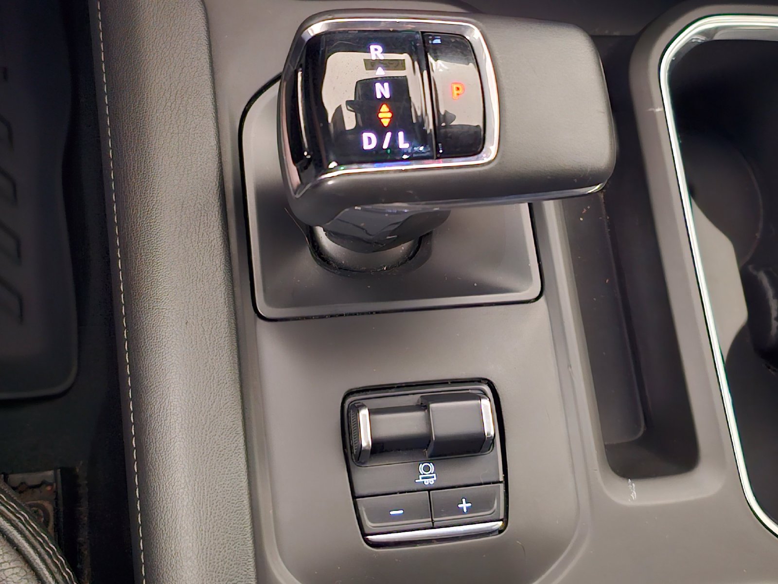 Used 2023 GMC Sierra 1500 Denali AWD/4WD image 16