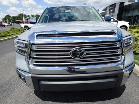 Used 2021 Toyota Tundra Limited w/ Limited Premium Package AWD/4WD image 3