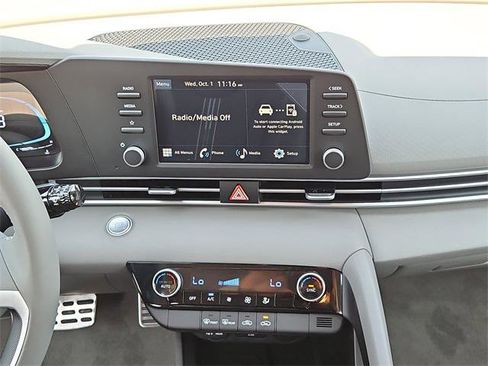 New 2025 Hyundai Elantra Sport image 14