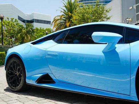 Used 2024 Lamborghini Huracan Tecnica RWD image 37