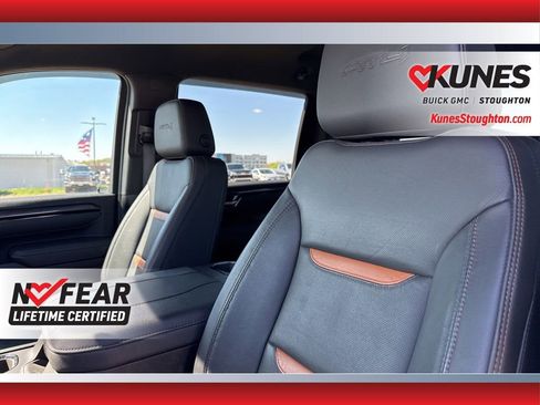 Used 2025 GMC Sierra 2500 AT4 AWD/4WD image 21