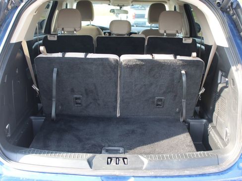 Used 2023 Ford Explorer 4WD image 16