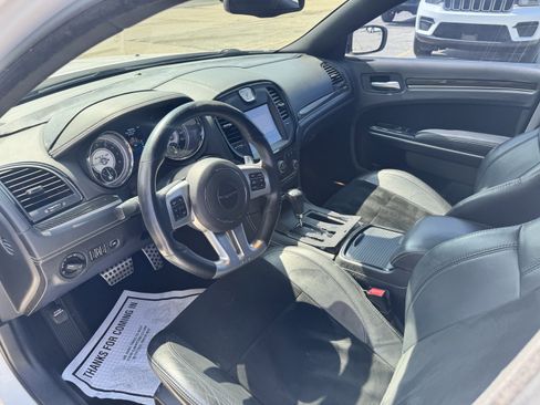 Used 2014 Chrysler 300 SRT8 w/ Leather Interior Group image 14