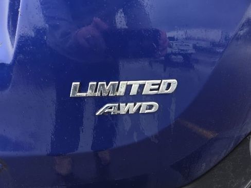 Used 2015 Toyota RAV4 Limited AWD/4WD image 5