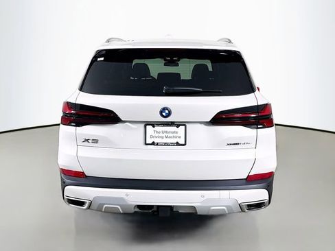 Used 2026 BMW X5 xDrive50e AWD/4WD image 6