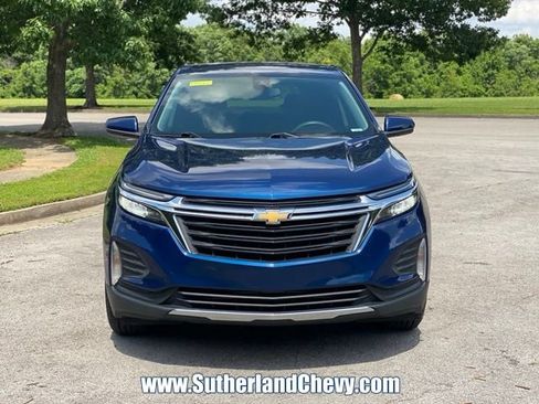 Used 2022 Chevrolet Equinox LT FWD image 2