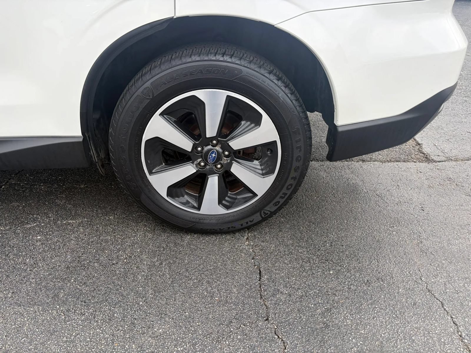 Used 2017 Subaru Forester 2.5i Premium w/ All-Weather Package AWD/4WD image 12