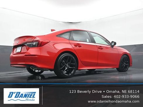 Used 2023 Honda Civic Sport image 12