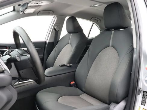 Used 2023 Toyota Camry LE FWD image 12
