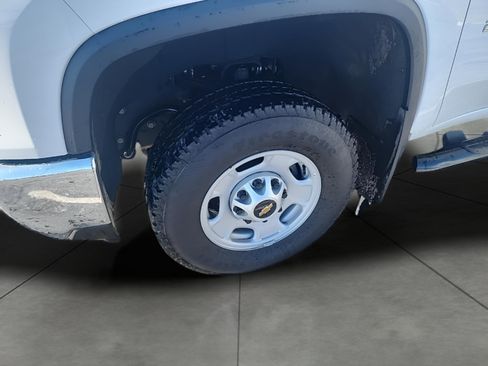 Used 2025 Chevrolet Silverado 2500 W/T w/ WT Convenience Package image 12