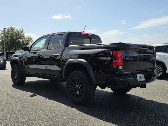 Used 2024 Chevrolet Colorado Trail Boss w/ Technology Package AWD/4WD image 5
