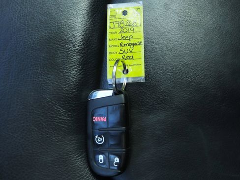 Used 2019 Jeep Renegade Trailhawk image 62