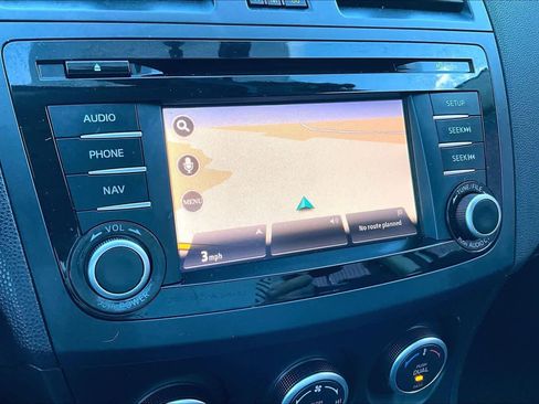 Used 2013 MAZDA MAZDA3 i Grand Touring image 32