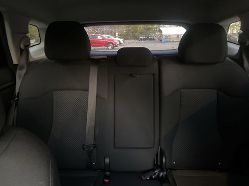 Used 2023 Kia Sportage LX image 27