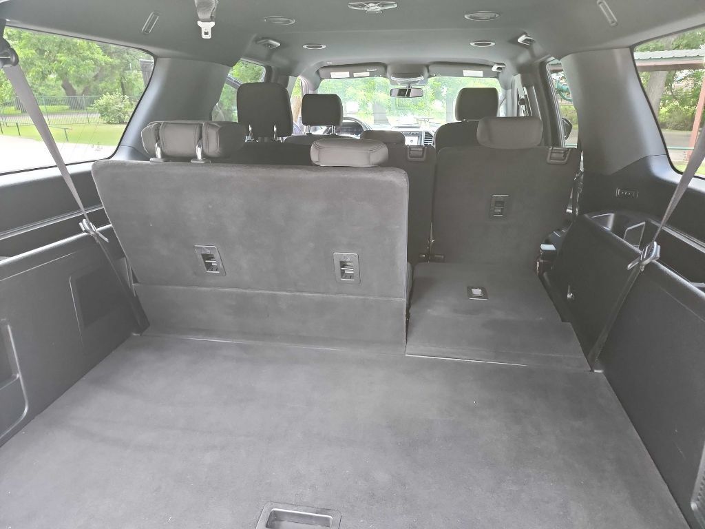 Used 2020 Ford Expedition Max XLT RWD image 36