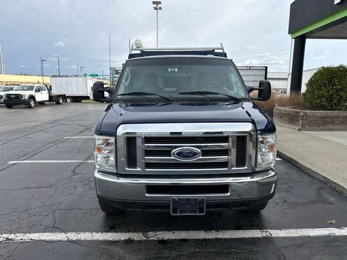 Used 2015 Ford E-350 and Econoline 350 Super Duty w/ Power Windows & Locks Group RWD image 3