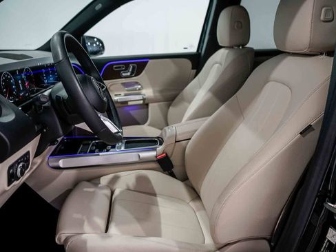 Used 2026 Mercedes-Benz GLB 250 image 17