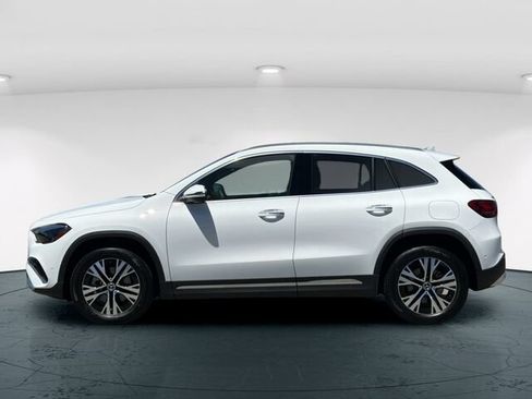 Certified 2026 Mercedes-Benz GLA 250 image 4