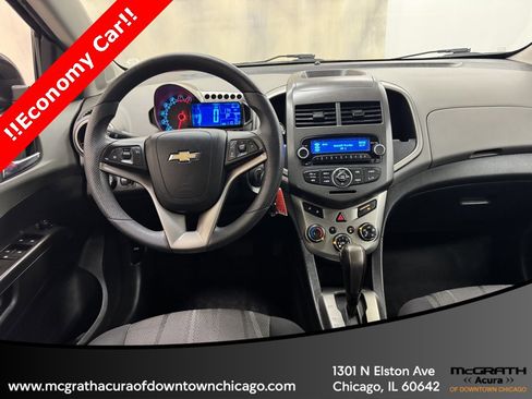 Used 2013 Chevrolet Sonic LT image 17