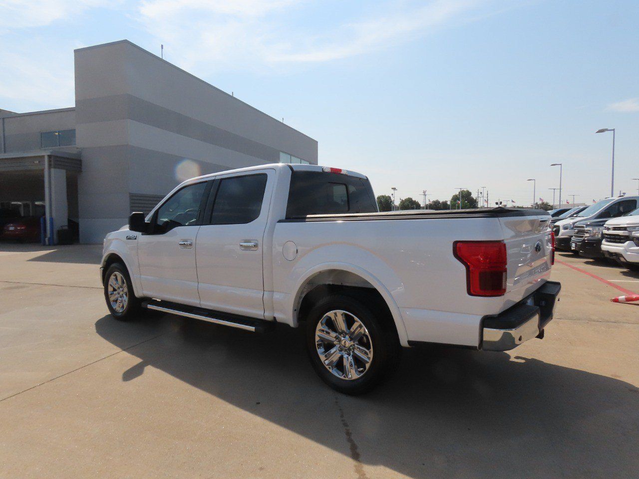 Used 2018 Ford F150 Lariat w/ Equipment Group 502A Luxury RWD image 16