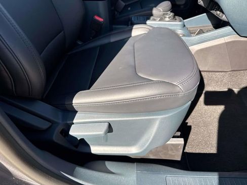 New 2025 Ford Maverick Lariat w/ Black Appearance Package image 14