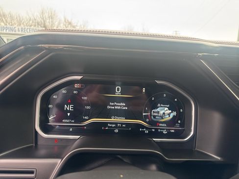 Used 2024 GMC Sierra 2500 AT4 w/ AT4 Preferred Package image 22