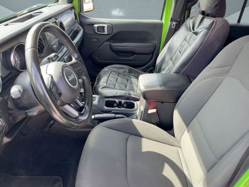 Used 2019 Jeep Wrangler Unlimited Sport S image 5