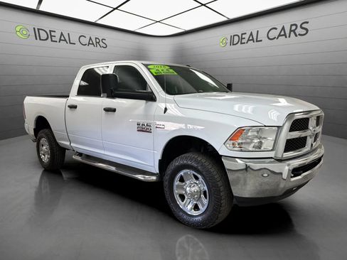 Used 2018 RAM 2500 Tradesman w/ Chrome Appearance Group AWD/4WD image 3