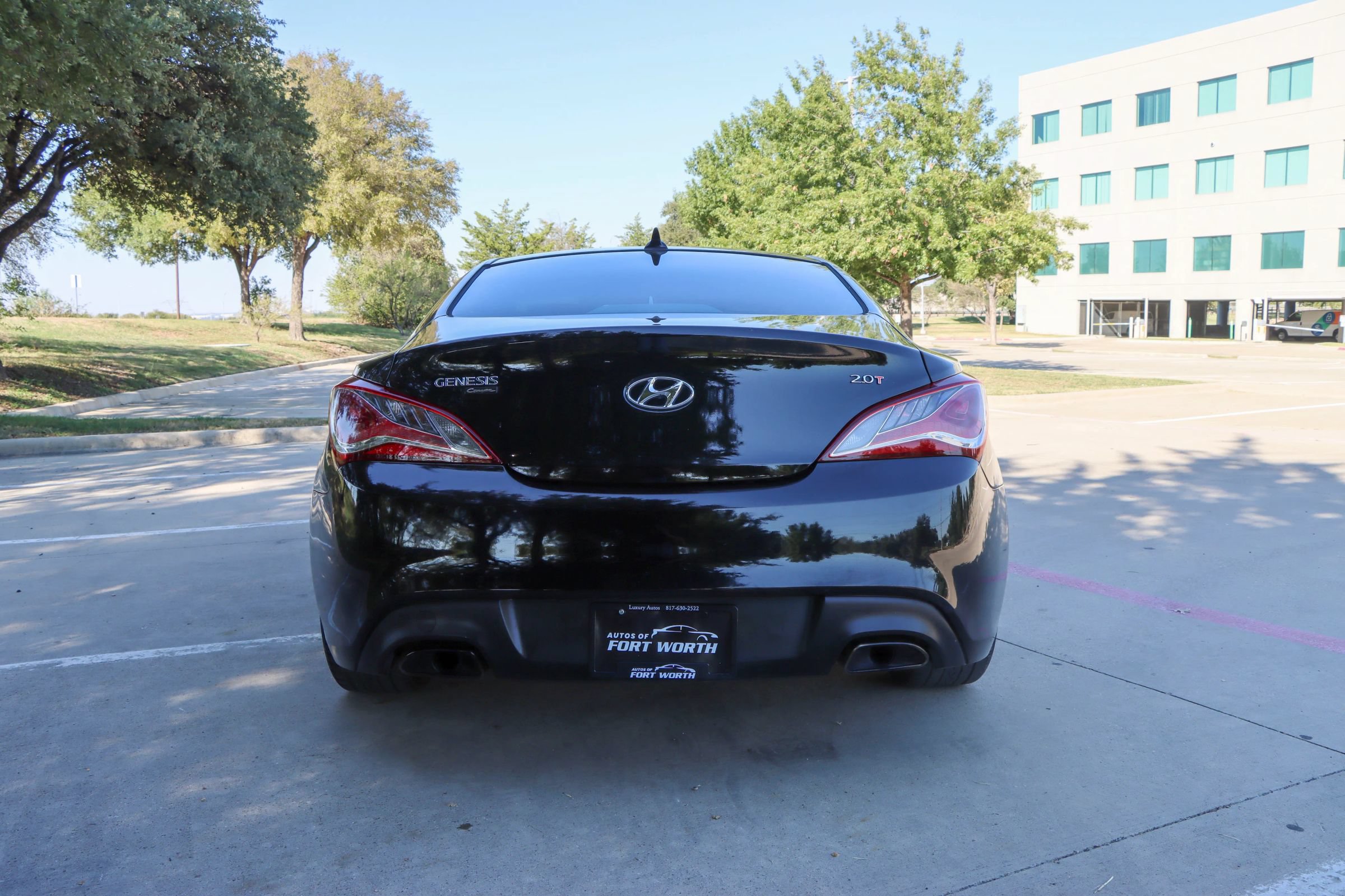 Used 2013 Hyundai Genesis 2.0T RWD image 6