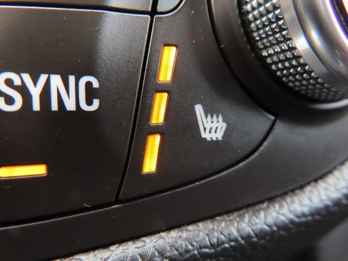 Certified 2018 Chevrolet Equinox LT w/ Sun & Infotainment Package image 8