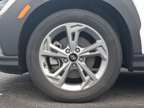 Used 2023 Hyundai Kona SEL w/ Convenience Package image 4