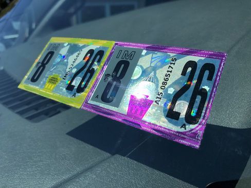 Used 2018 Chevrolet Express 2500 w/ Driver Convenience Package image 11