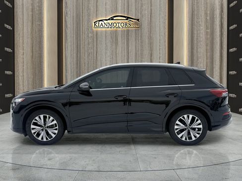 Used 2023 Audi Q4 e-tron Premium Plus w/ Premium Plus image 4