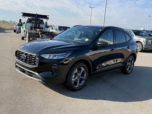 New 2026 Ford Escape ST-Line w/ Tech Pack #1 FWD image 36